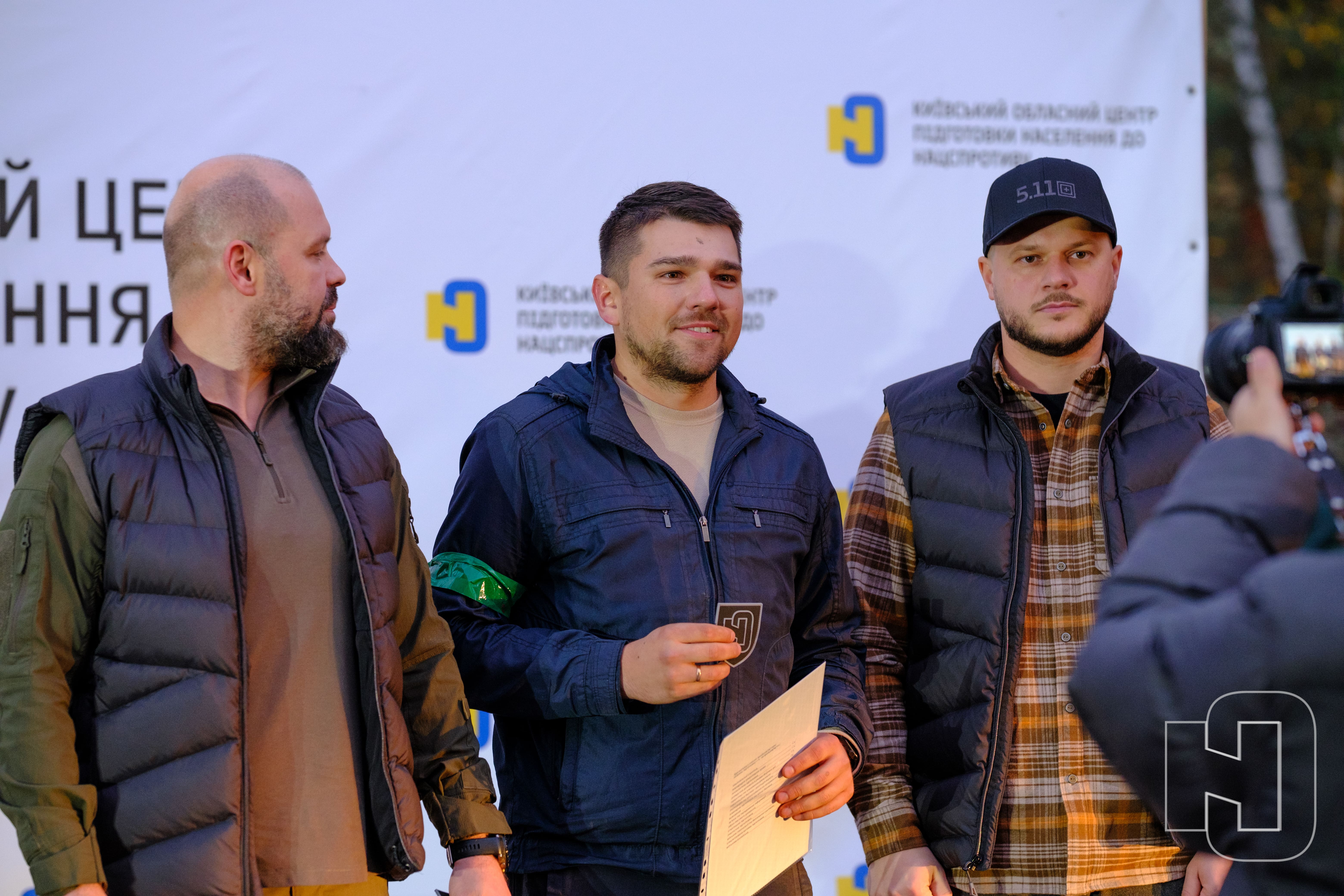 Представники Донецького ОблІППО проходять навчання за програмою підготовки населення до національного спротиву